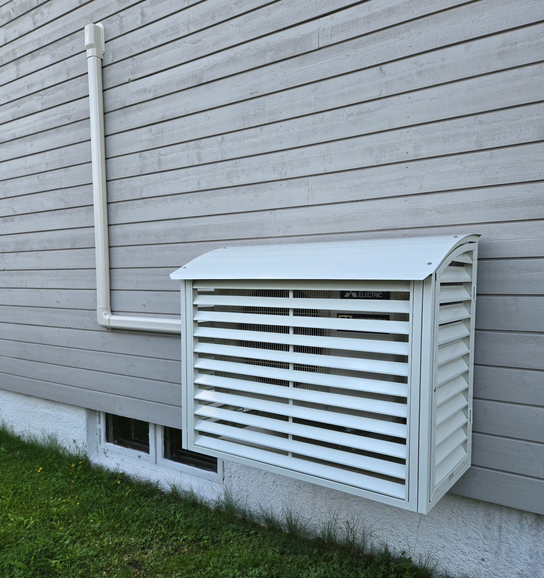 hvit pulverlakkert TILBUD 2600,- kr